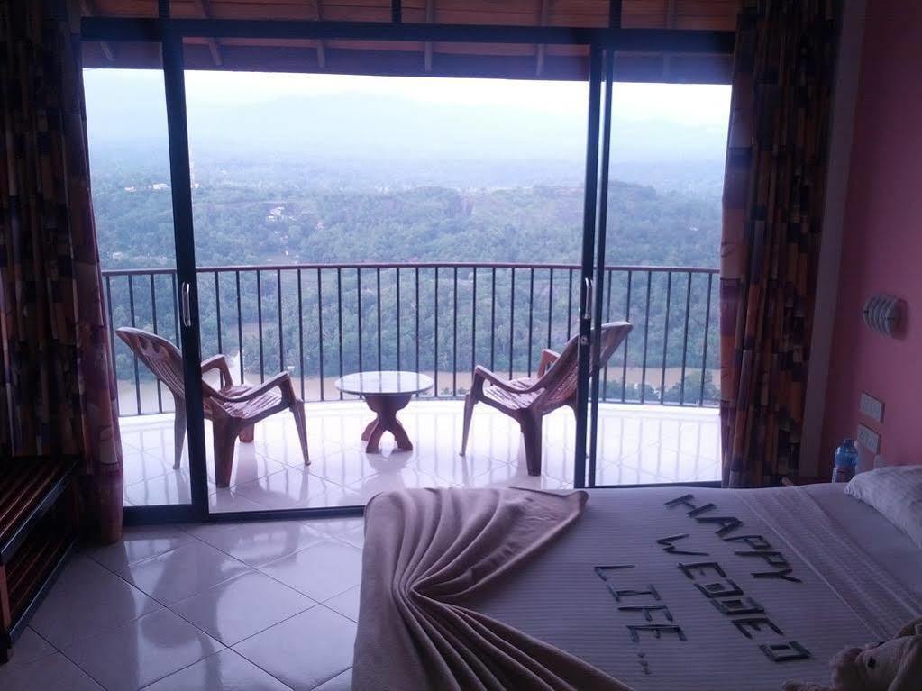 Kandy Panorama Resort מראה חיצוני תמונה